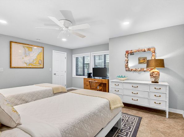 2900 Gulf Blvd APT 212