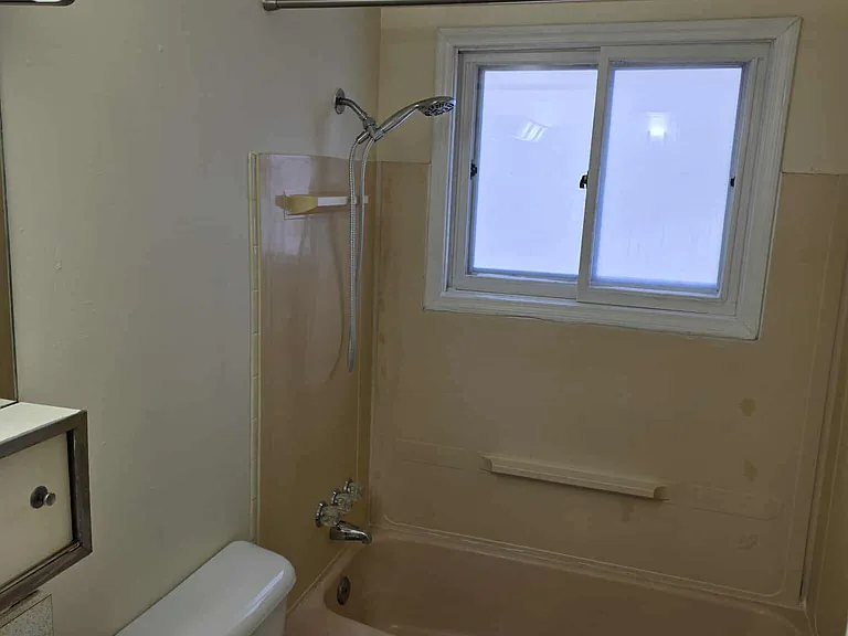 65 Cornforth Rd #8 — Photo 9