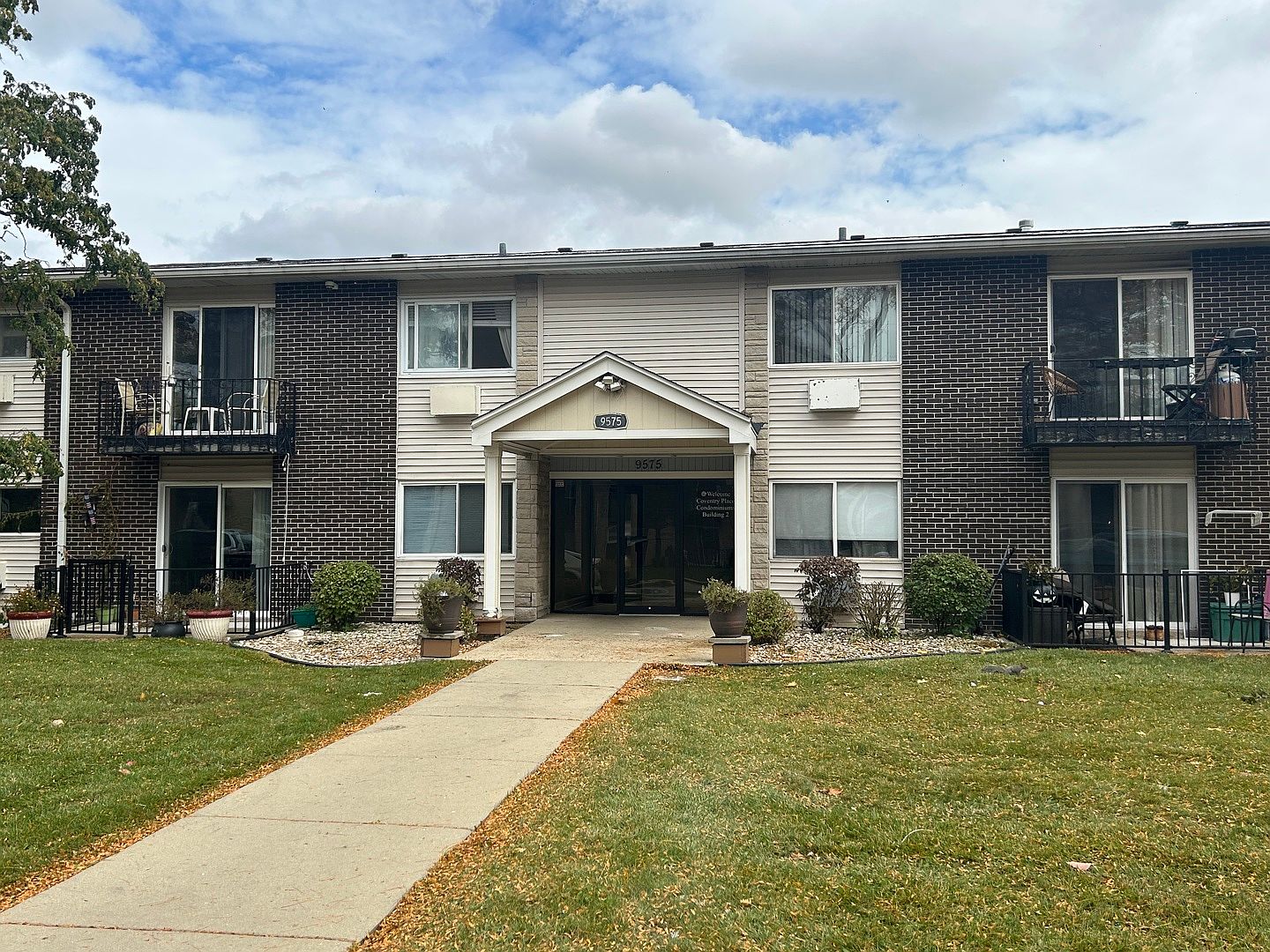 9575 Terrace Pl APT 1J, Des Plaines, IL 60016 MLS 11906238 Zillow