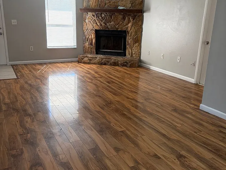 3249 Cottonwood Ct — Photo 1