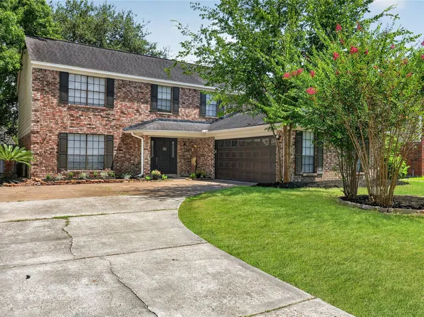 3806 Forest Village Dr, Humble, TX 77339