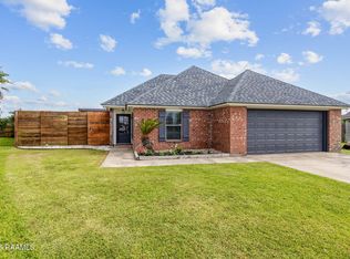 108 Niki Ln, Youngsville, LA 70592