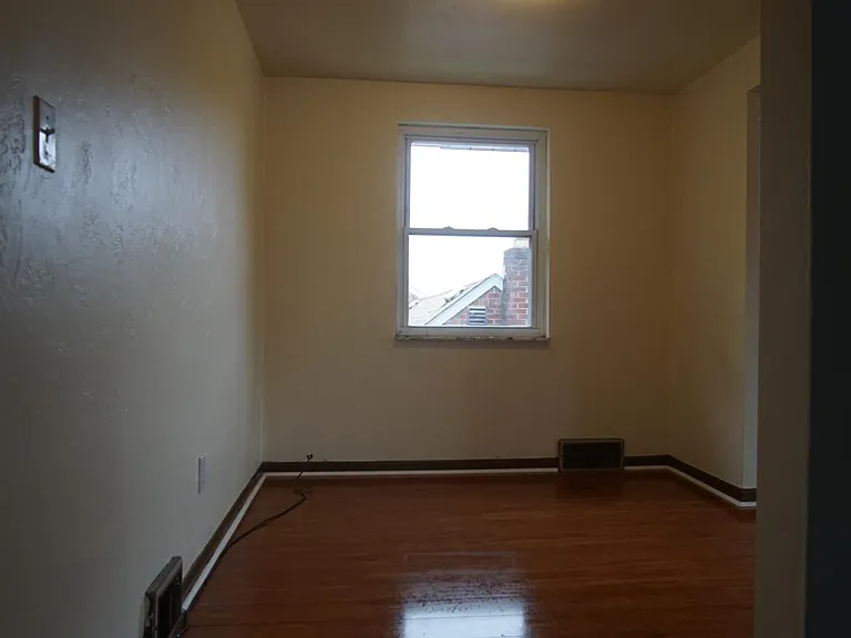 Dinning room - picture 2