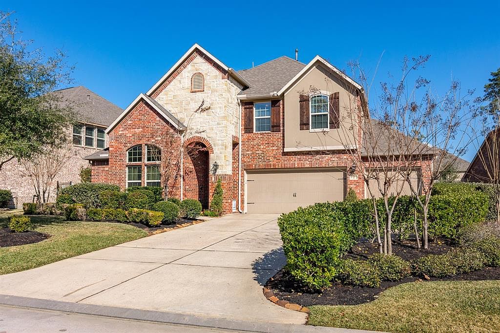 10 Whispering Thicket Pl, The Woodlands, TX 77375 | Zillow