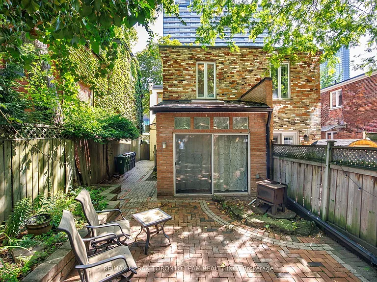 18 Draper St — Photo 37