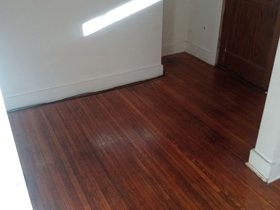 Extra room with door to balcony