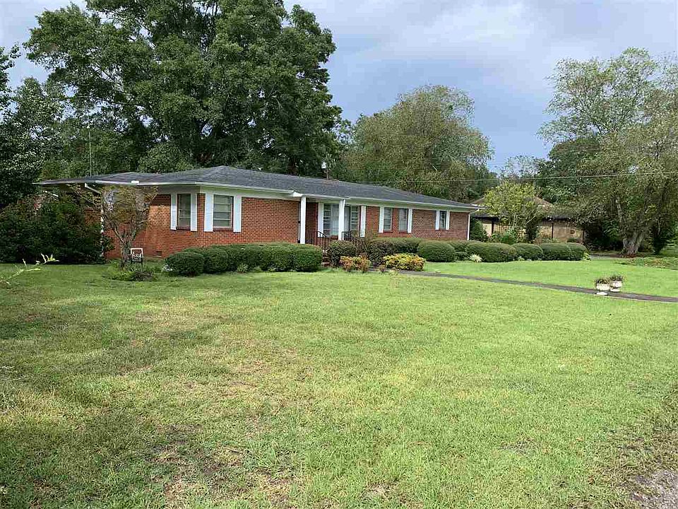 1st image of 105 Dallas St