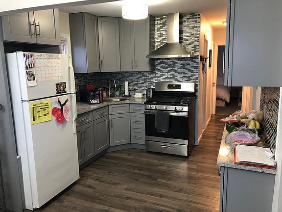 4th image of 358 Doris Ave Floor 2
