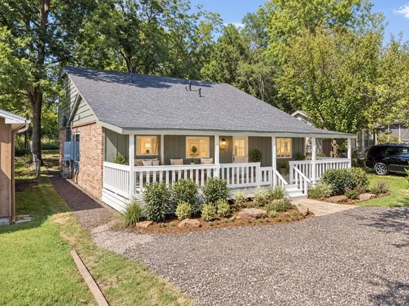 512 W Dallas St, Broken Arrow, OK 74012