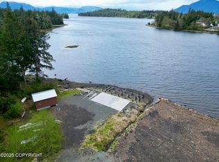 1465 Elizabeth Gardner Dr, Craig, AK 99921