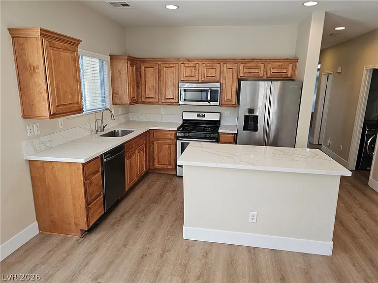 1018 Garnet Ridge Ct — Photo 9