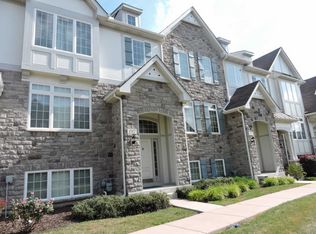 187 Sype Dr, Carol Stream, IL 60188