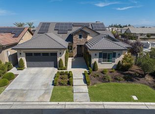 11854 N Champions Dr, Fresno, CA