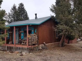 23 Hummingbird Ln, Ute Park, NM 87749