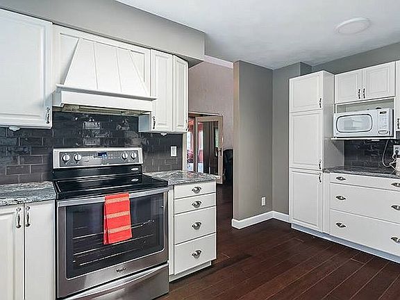 2nd image of 18121 242nd Ave