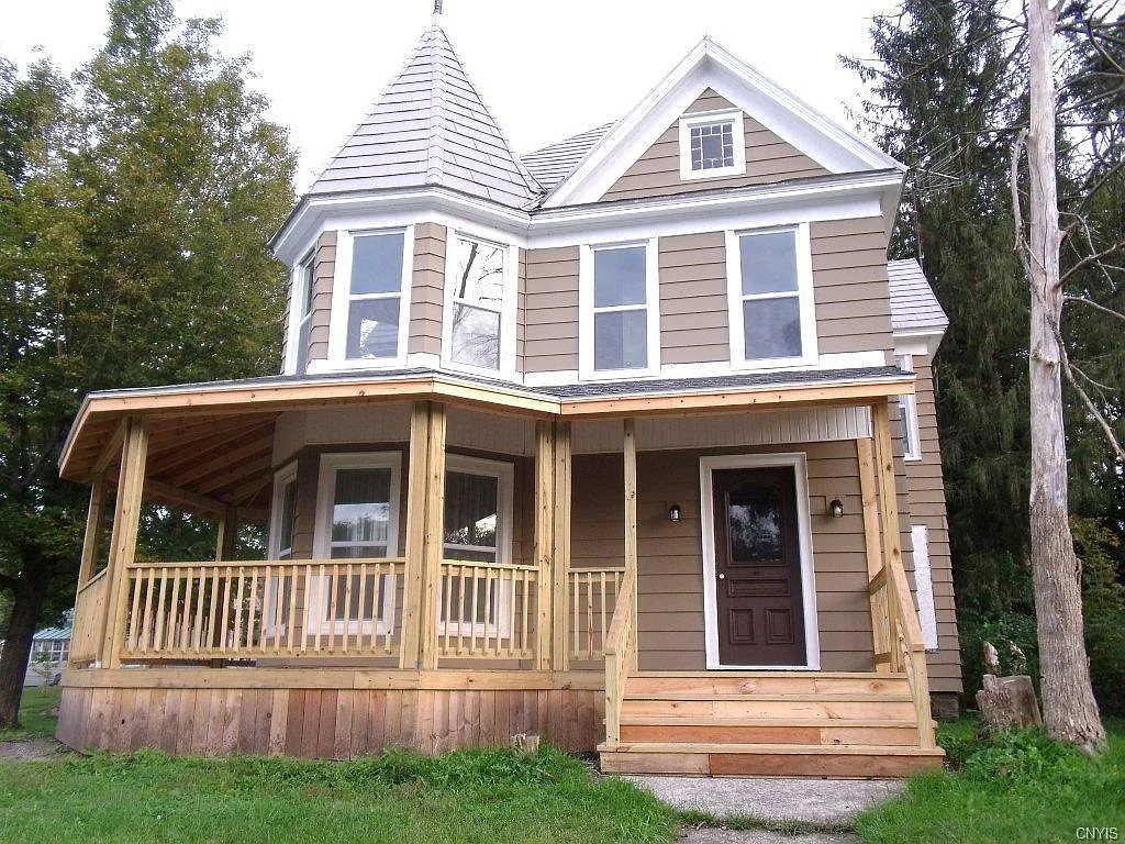 47 Church St photo 1