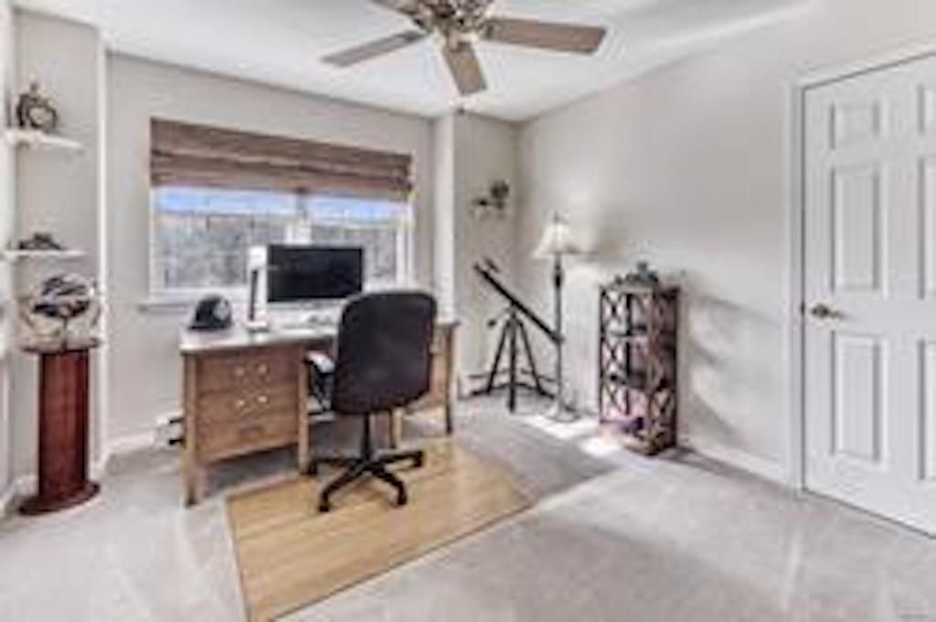 1450 Laurel Ave, Southold, NY 11971 Out East