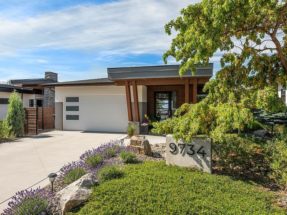 1st image of 9734 Centrestone Cres