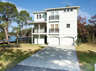 1036 La Paloma Ter, Panama City, FL 32401