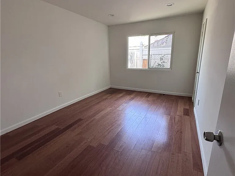 17738 Lanark St — Photo 12