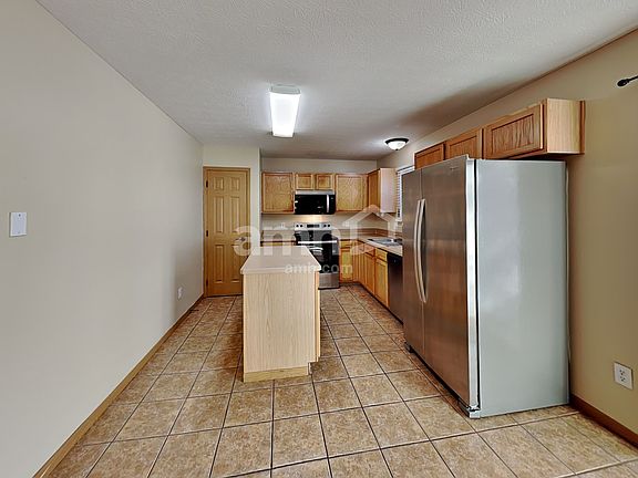 3rd image of 8519 Old Field Birch Dr