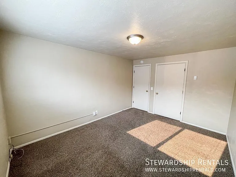 1458 E 19th Ave — Photo 14