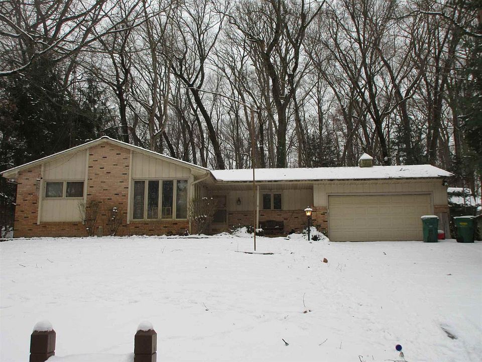 1st image of 21300 Forest Glen Dr
