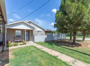 413 S 5th St, Coahoma, TX 79511