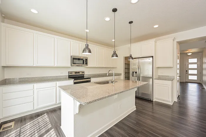 3 bed, 2.5 bath, 2249 sqft, $3,095 — Photo 3