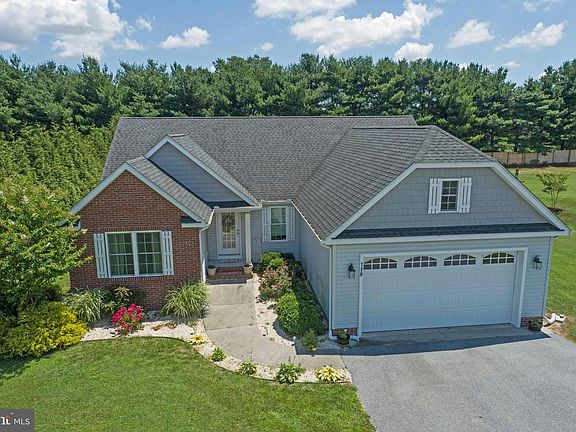 4th image of 118 Greenbrook Dr