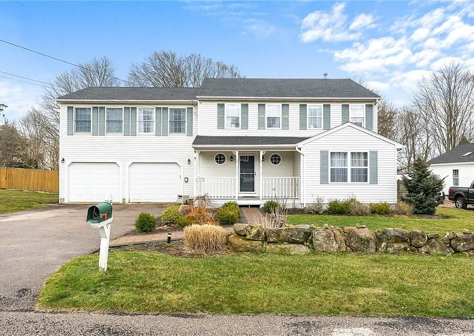 6 Pickering Dr