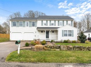 6 Pickering Dr, Westerly, RI 02891