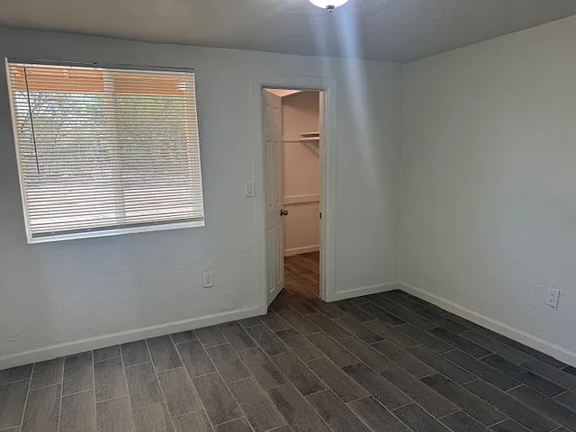 140 W Macarthur St #7 — Photo 8