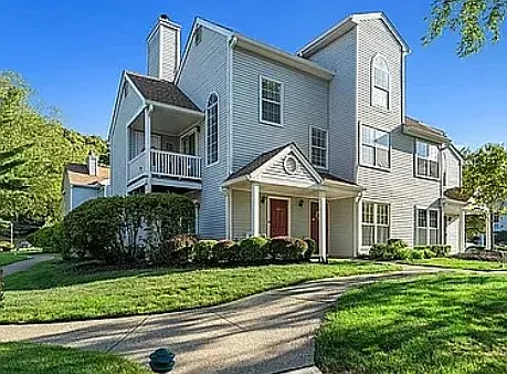 116 Harvest Lane Lincoln Park #B