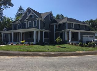 86 Livingston Cir, Needham, MA 02492