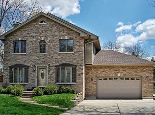 505 N Elmhurst Rd, Prospect Heights, IL 60070