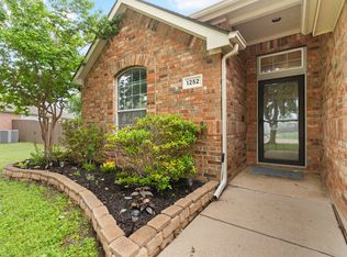 1252 Sweetwater Dr, Burleson, TX 76028