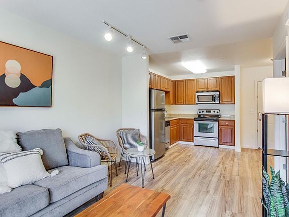4th image of 3128 Loma Verde Dr APT 215