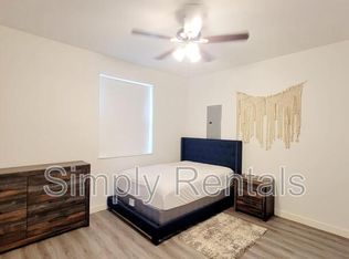 1709 Sycamore St, Commerce, TX 75428