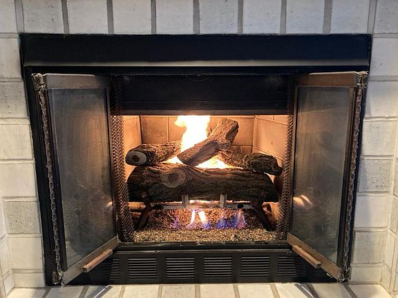 3rd image of 4850 Bella Pacific Row Unit 157