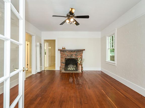 5th image of 111 C St