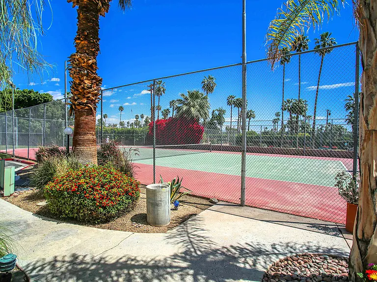 1434 S Camino Real — Photo 30