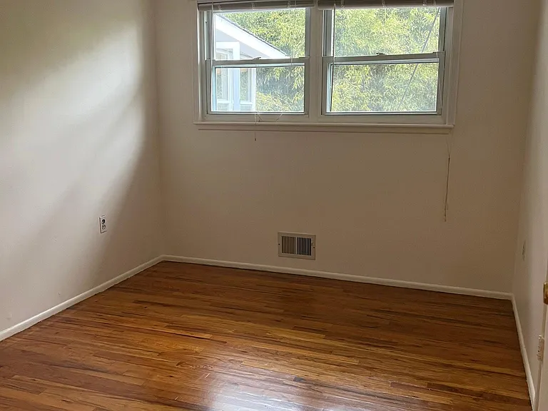 15 Brookwood Pkwy — Photo 10