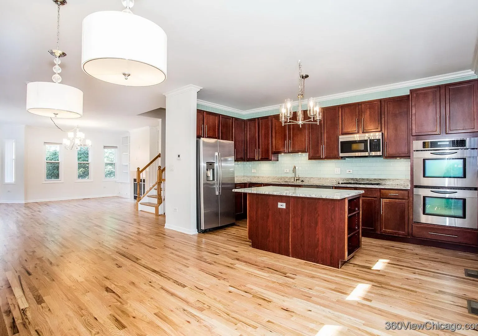 3 bed, 3.5 bath, 2800 sqft, $5,000 — Photo 4