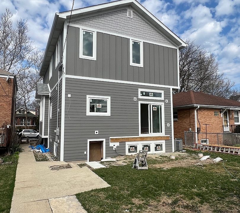 2nd image of 6541 N Oliphant Ave