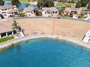 8255 Lake Shore Dr, Chowchilla, CA 93610