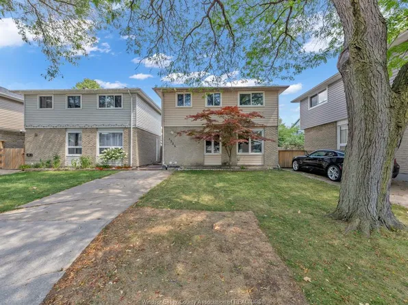 1324 Copperfield Pl, Windsor, ON N8S 4G9