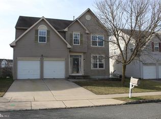 39 Lawrence Ln, Turnersville, NJ 08012