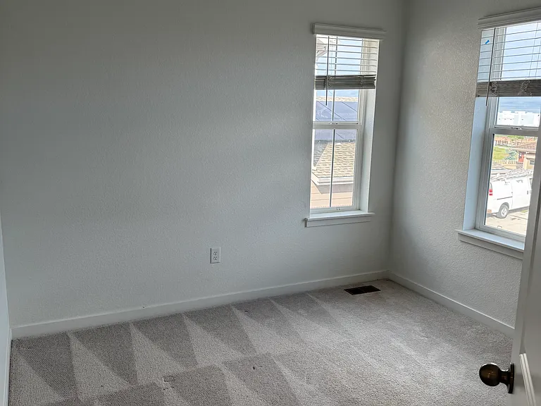 17674 Olive St — Photo 23