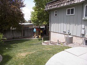 2nd image of 850 E Pontiac Dr